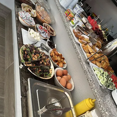 Victory Panorama Hotel *