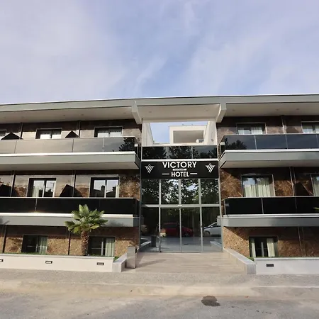 Victory Panorama Hotel *